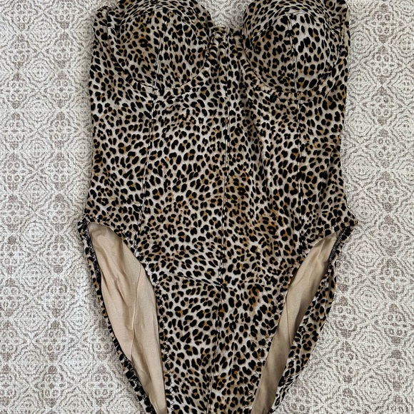 Norma Kamali Leopard Strapless One Piece Swimsuit - Picture 4 of 8